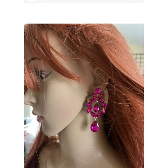 2.6 inch hot pink fuchsia silver earrings crystal rhinestone pierced chandelier - Picture 3 of 4